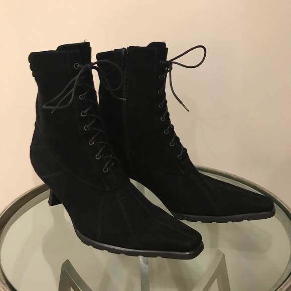 Stuart Weitzman Shoes - Stuart Weitzman Black Kitten Heel Lace Up Booties